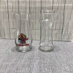 Set of 2 Vintage Red Lobster Hurricane Bar Glasses.